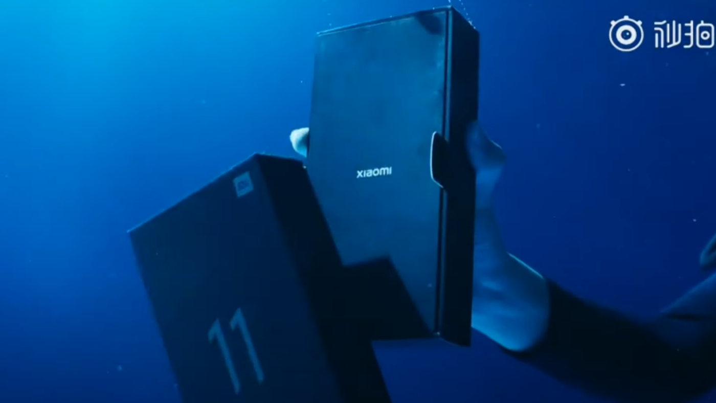 IP68 testado! Xiaomi Mi 11 Ultra passa por unboxing subaquático; assista